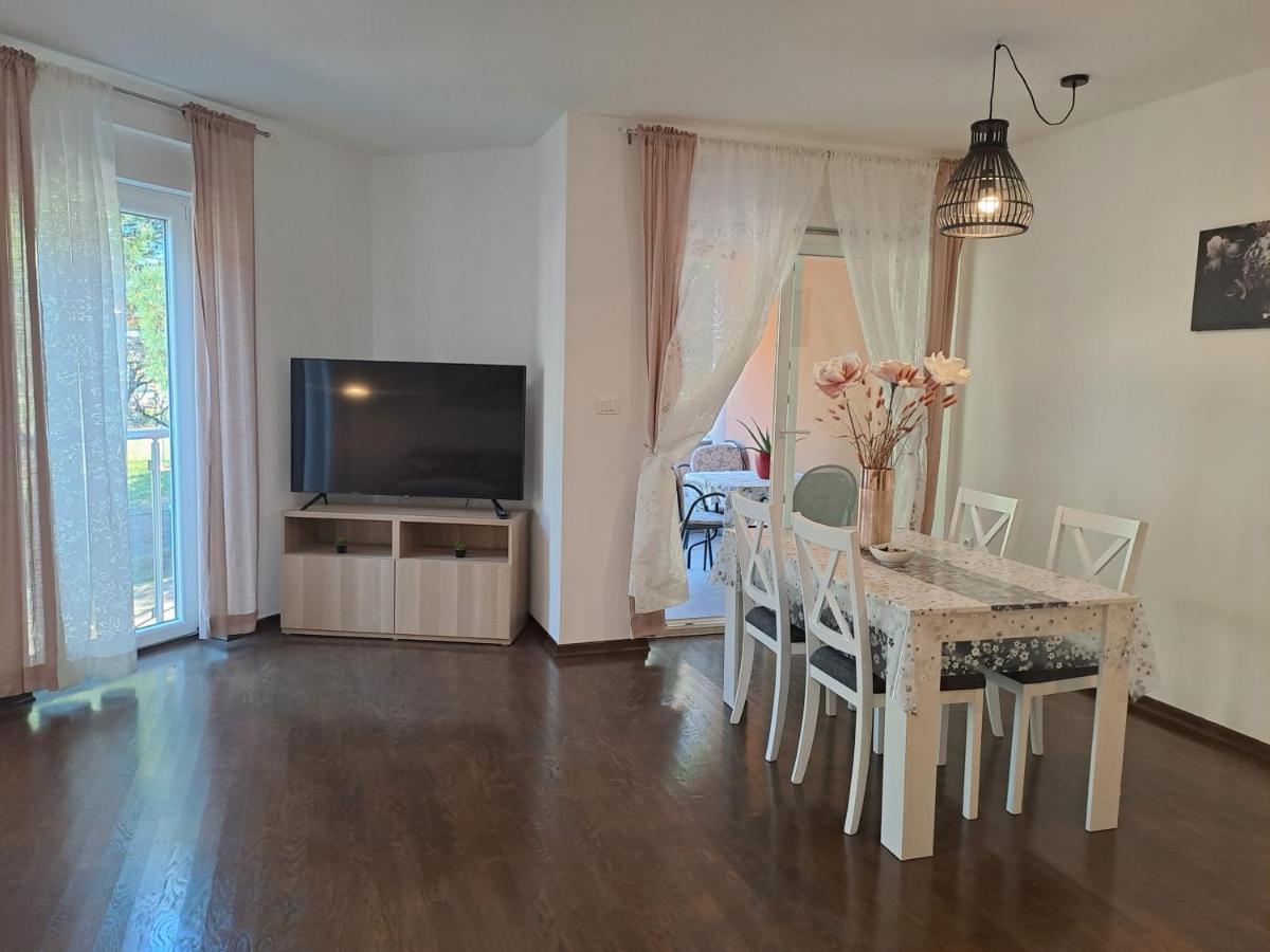 Apart Centar Umag Edda Joakima Rakovca 7 E 52470-Umag Bagian luar foto